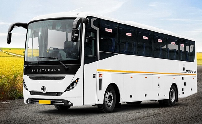 16 Seater Tempo